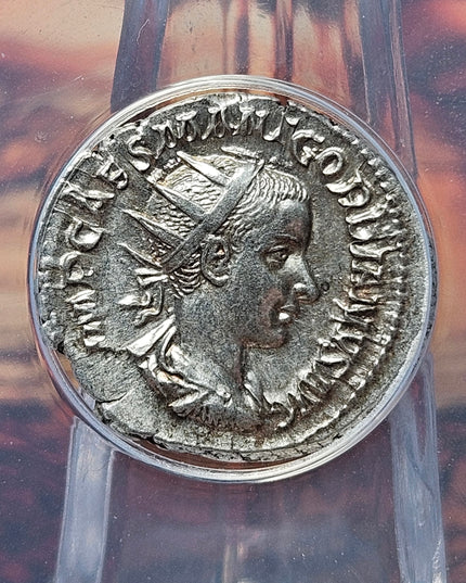 238-239 AD Gordian III AR Antoninianus Ancient Roman Coin AU53